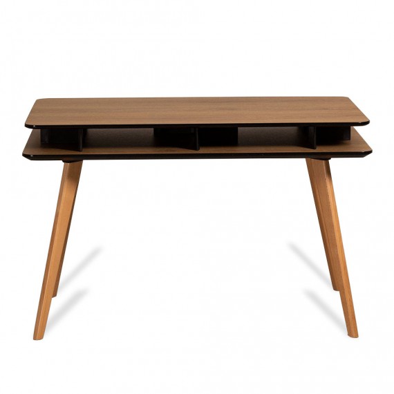Stół biurkowy w stylu skandynawskim