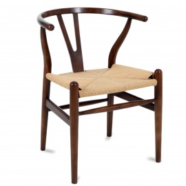 Wishbone CH24 stoel replica in donker walnoothout door ontwerper Hans J. Wegner