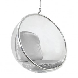 Replika hängstol Bubble Chair av Eero Aarnio