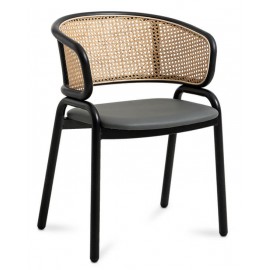 Krzesło Morley z naturalnego rattanu i czarnej lakierowanej stalowej podstawie.