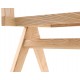Nachbildung des Chandigarh-Stuhls des Designers Pierre Jeanneret 